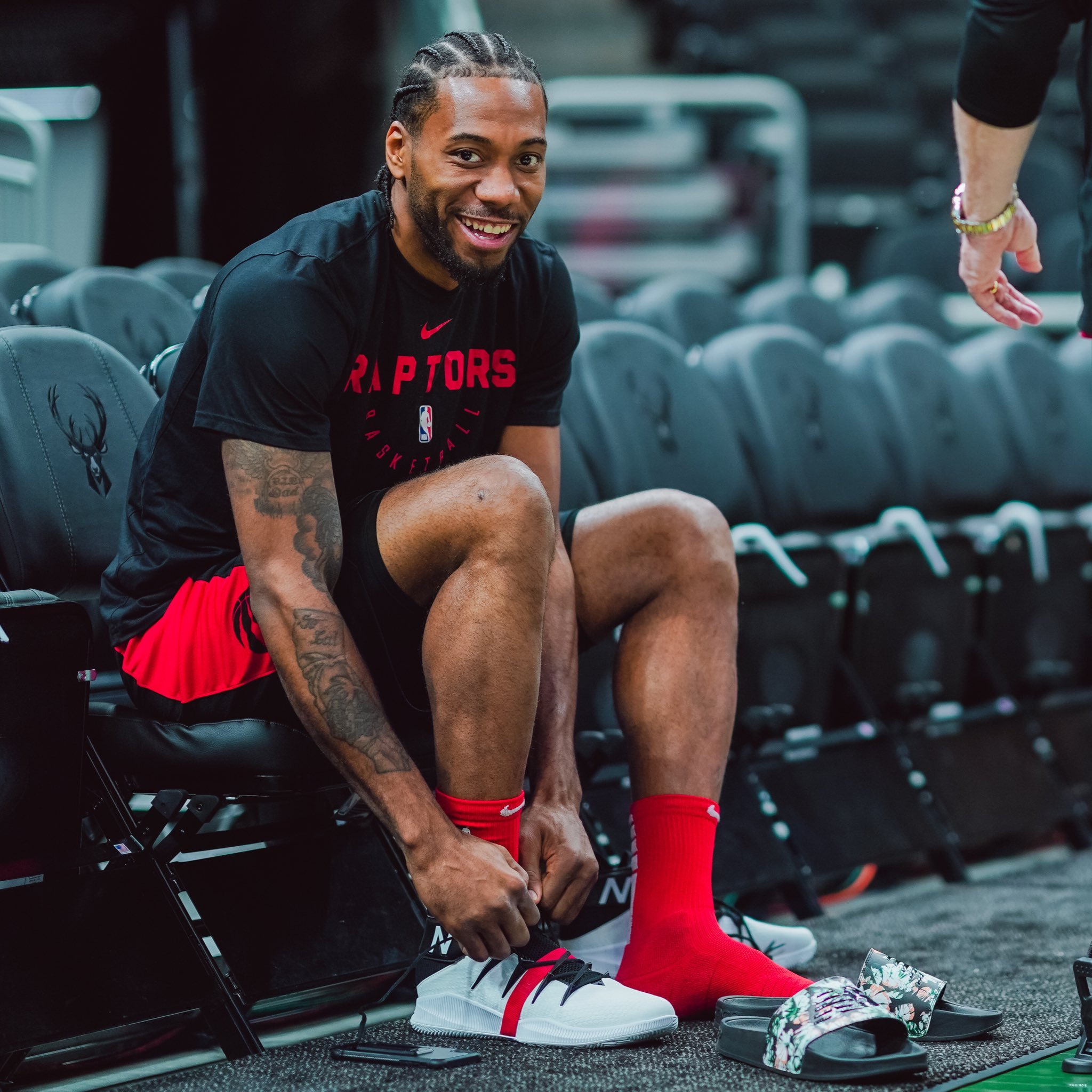 控卫情绪管 控卫情绪管